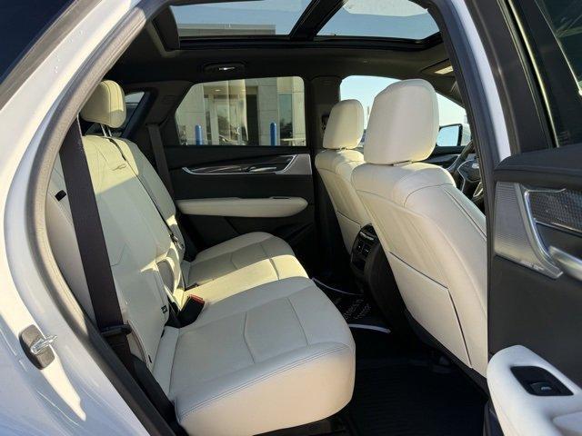 used 2024 Cadillac XT5 car, priced at $41,900