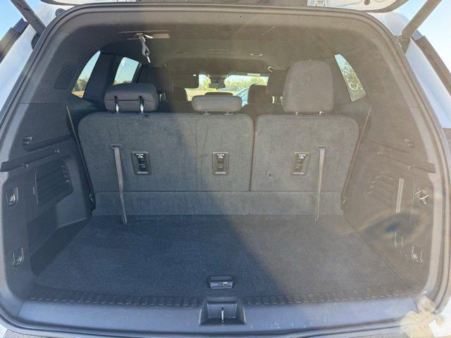 used 2025 GMC Acadia car, priced at $33,600