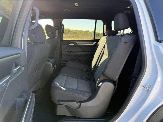 used 2025 GMC Acadia car, priced at $33,600