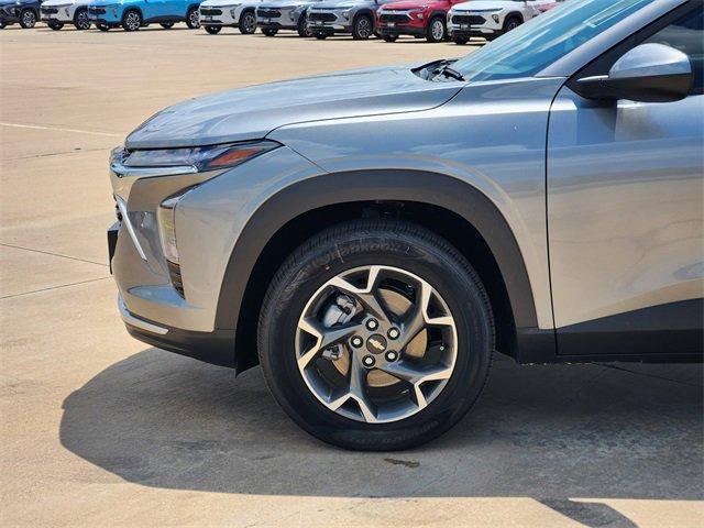 new 2025 Chevrolet Trax car, priced at $25,485