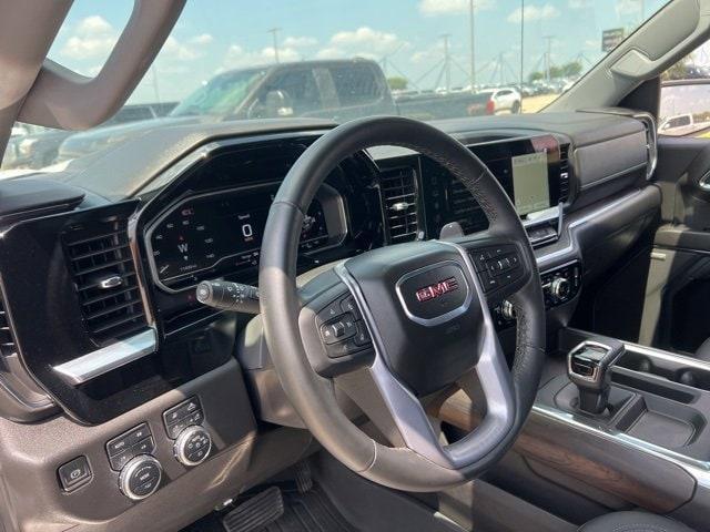 used 2024 GMC Sierra 1500 car, priced at $51,900