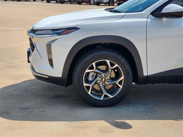 new 2025 Chevrolet Trax car, priced at $25,485