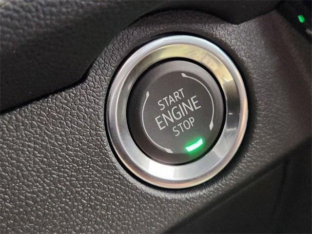 new 2025 Chevrolet Traverse car, priced at $49,125
