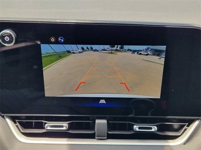 new 2026 Chevrolet Equinox car, priced at $32,645