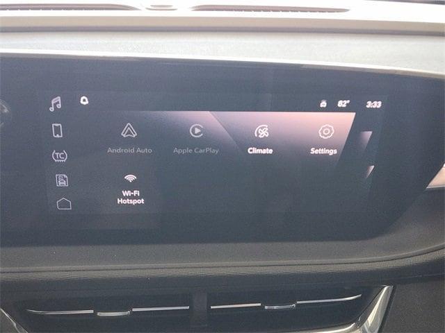 new 2025 Buick Envista car, priced at $26,280