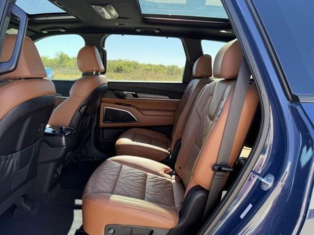used 2024 Kia Telluride car, priced at $40,700