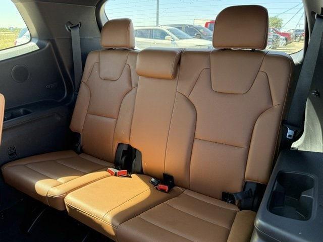 used 2024 Kia Telluride car, priced at $40,700