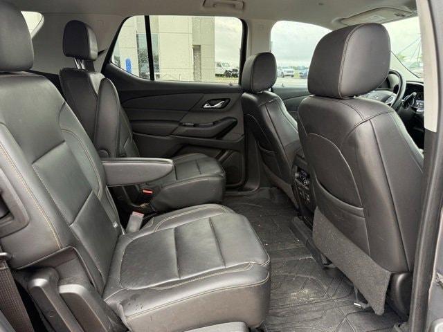 used 2021 Chevrolet Traverse car, priced at $28,300