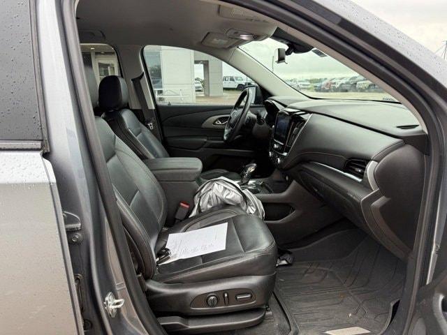 used 2021 Chevrolet Traverse car, priced at $28,300