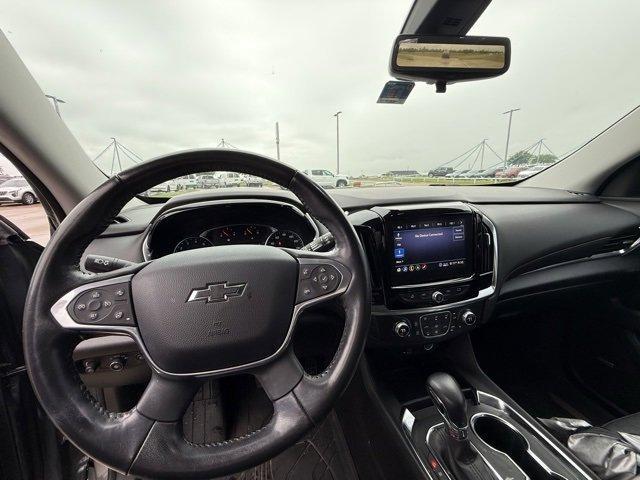used 2021 Chevrolet Traverse car, priced at $28,300