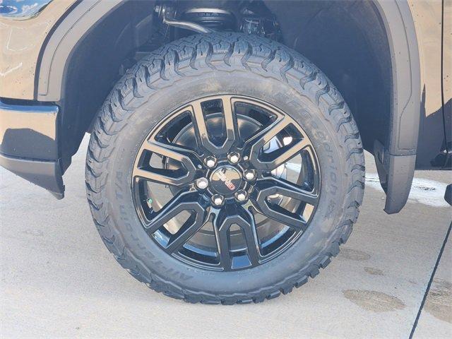 new 2025 GMC Sierra 1500 car, priced at $45,780