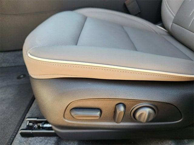 new 2025 Buick Envista car, priced at $31,390