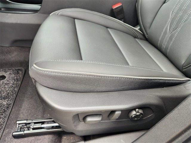 new 2025 Buick Envision car, priced at $45,595