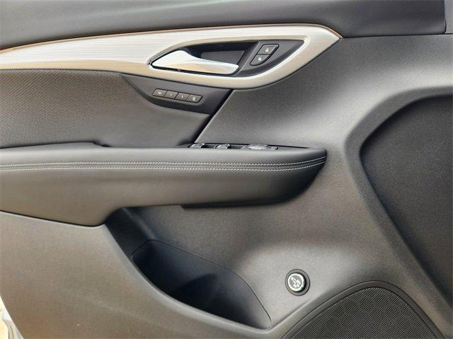 new 2025 Buick Envision car, priced at $45,595