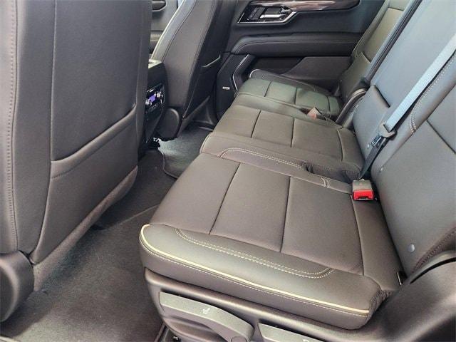 new 2025 GMC Yukon car, priced at $74,805