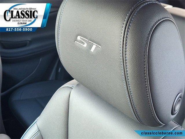 used 2025 Buick Encore GX car, priced at $26,900