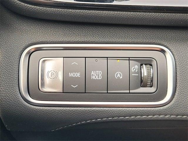 new 2025 Buick Enclave car, priced at $52,235