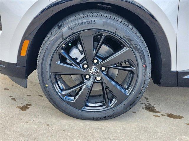 new 2025 Buick Envision car, priced at $42,335