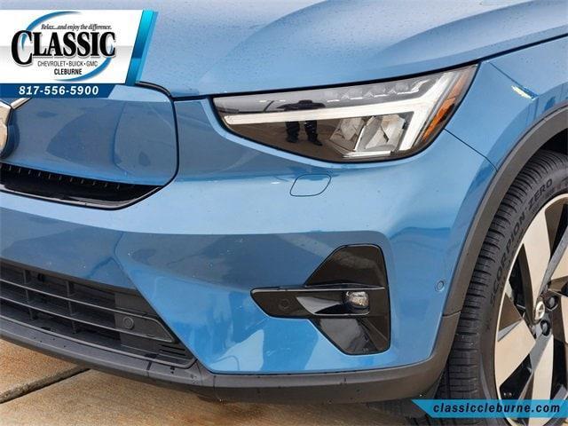 used 2022 Volvo C40 Recharge Pure Electric car, priced at $28,900
