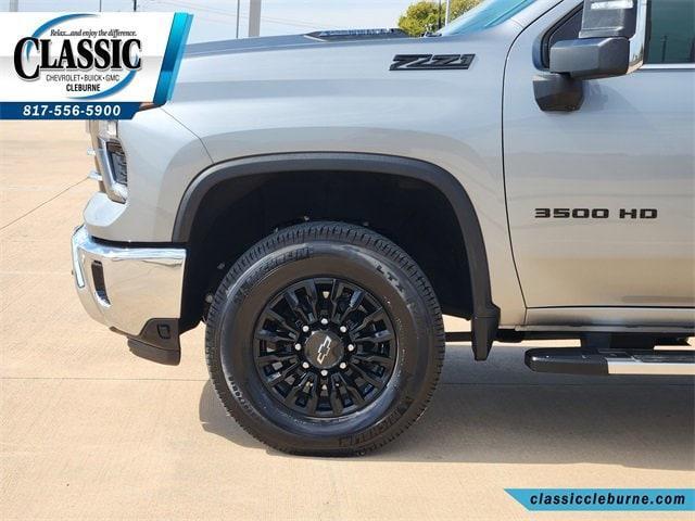 used 2025 Chevrolet Silverado 3500 car, priced at $71,900