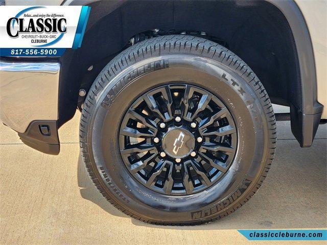 used 2025 Chevrolet Silverado 3500 car, priced at $71,900