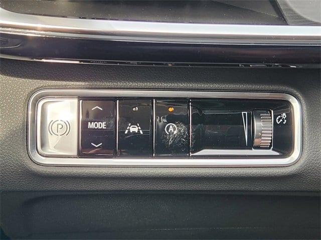 new 2025 Buick Envision car, priced at $37,740