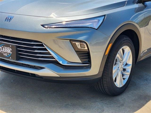 new 2025 Buick Envista car, priced at $24,280