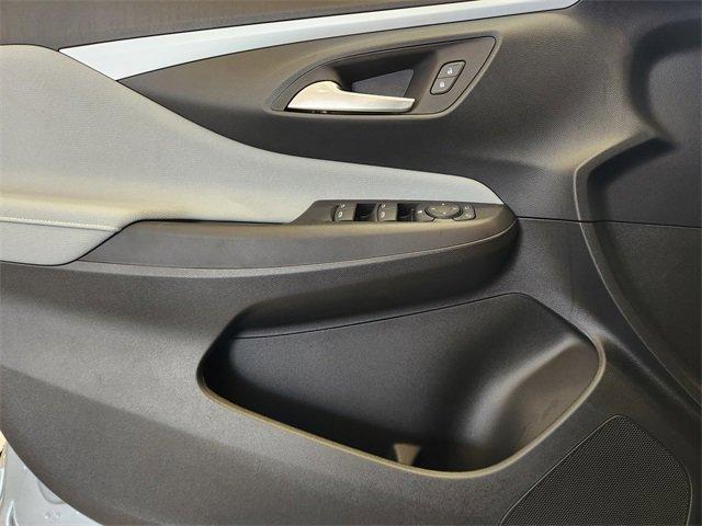 new 2025 Buick Envista car, priced at $24,280