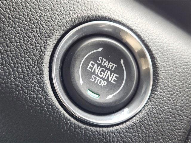 new 2025 GMC Acadia car, priced at $45,295