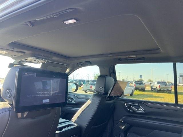 used 2022 Chevrolet Suburban car