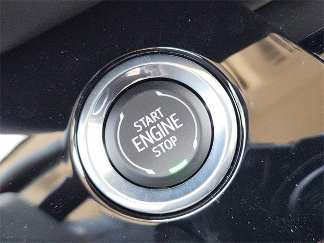 new 2025 Buick Envision car, priced at $45,595