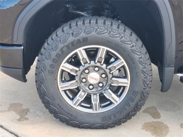 new 2025 GMC Sierra 1500 car, priced at $57,030