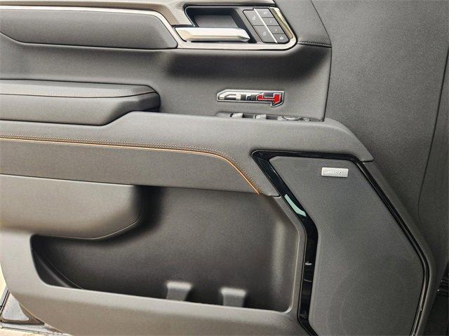 new 2025 GMC Sierra 1500 car, priced at $57,030