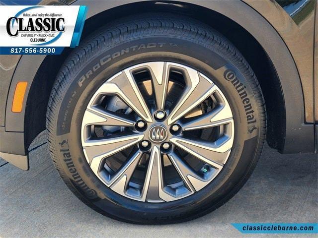 used 2025 Buick Envision car, priced at $28,300