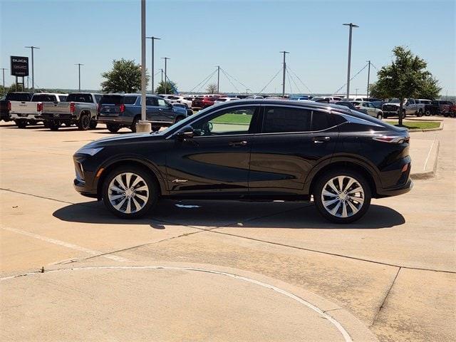 new 2025 Buick Envista car, priced at $28,585