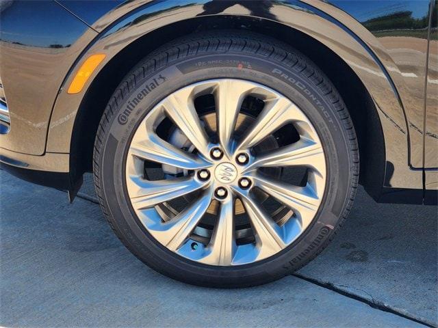 new 2025 Buick Envista car, priced at $28,585