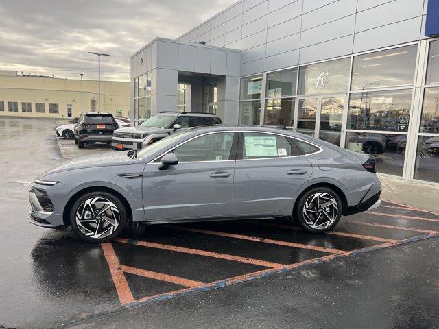 new 2025 Hyundai Sonata car, priced at $32,510