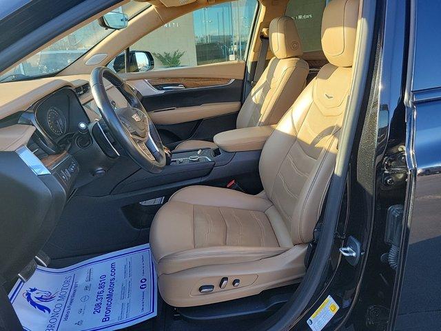 used 2021 Cadillac XT5 car, priced at $35,998