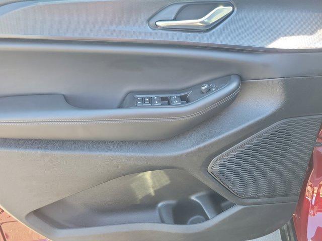 used 2024 Jeep Grand Cherokee car, priced at $34,998
