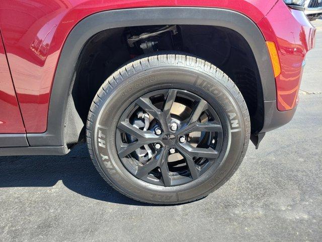 used 2024 Jeep Grand Cherokee car, priced at $34,998