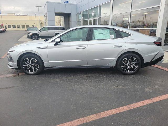 new 2025 Hyundai Sonata car, priced at $30,970