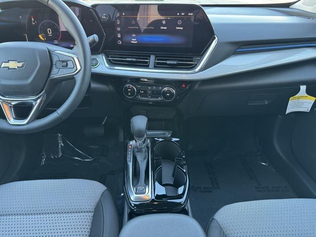 new 2025 Chevrolet Trax car
