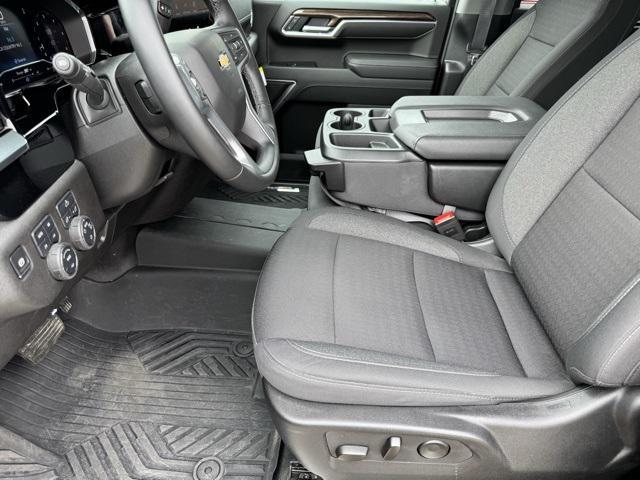 new 2025 Chevrolet Silverado 1500 car, priced at $51,120