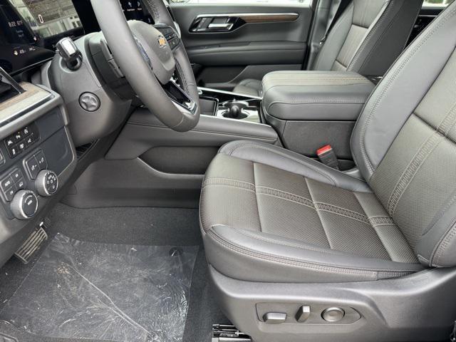 new 2025 Chevrolet Suburban car, priced at $84,395