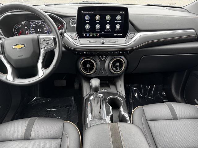 used 2025 Chevrolet Blazer car, priced at $40,990