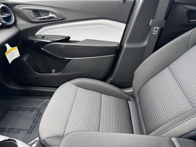 new 2025 Chevrolet Trax car, priced at $25,485