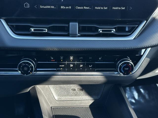 new 2025 Chevrolet Equinox car, priced at $31,999