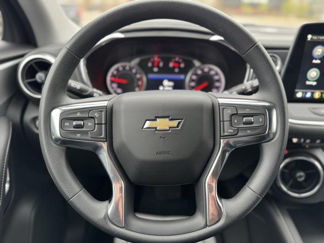 new 2025 Chevrolet Blazer car