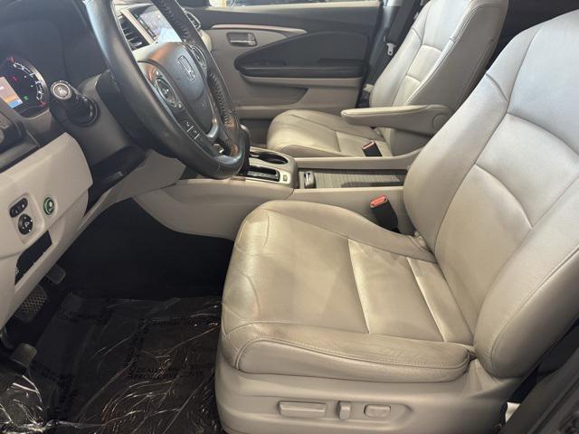 used 2016 Honda Pilot car, priced at $17,995