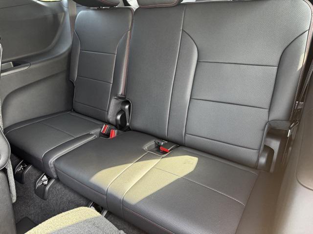 new 2026 Chevrolet Traverse car, priced at $58,295